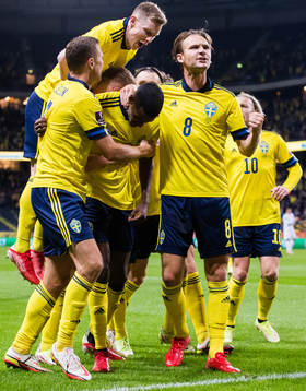 Alexander Isak of Sweden celebrates