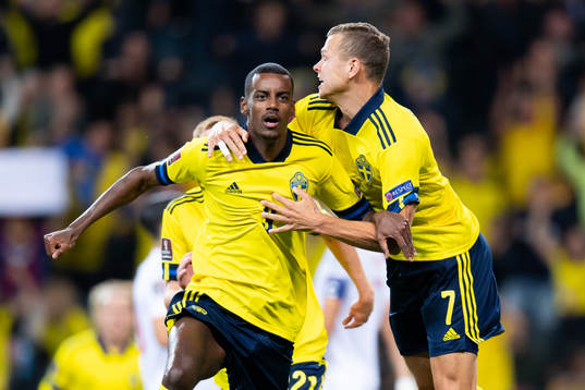 Alexander Isak of Sweden celebrates