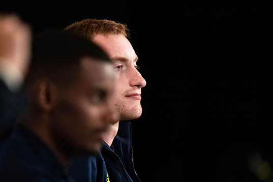 Alexander Isak and Dejan Kulusevski of Sweden