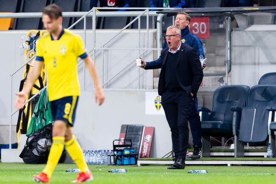 Head coach Janne Andersson of Sweden reacts