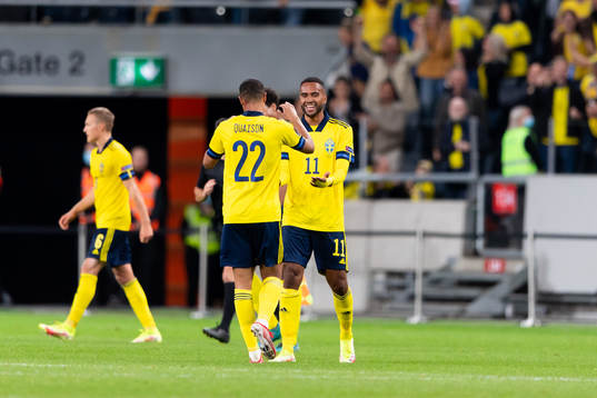 Isaac Kiese-Thelin of Sweden celebrates