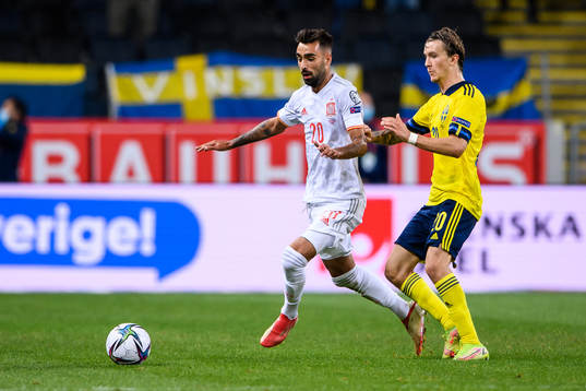 Brais Mendez of Spain against Kristoffer Olsson of Sweden