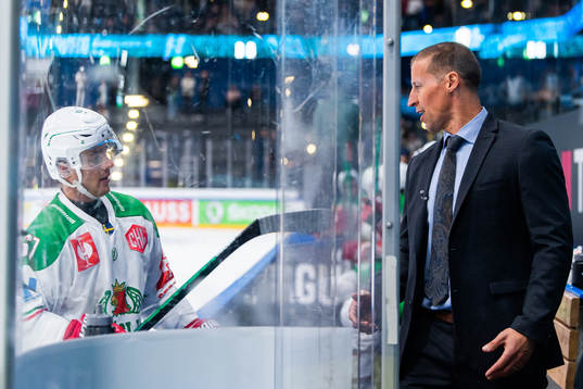 Leon Bristedt and Cam Abbott, head coach, of Rögle