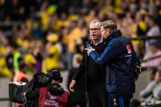 Head coach Janne Andersson and assistant coach Peter