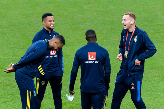 Isaac Kiese Thelin, Martin Olsson and Dejan Kulusevski of
