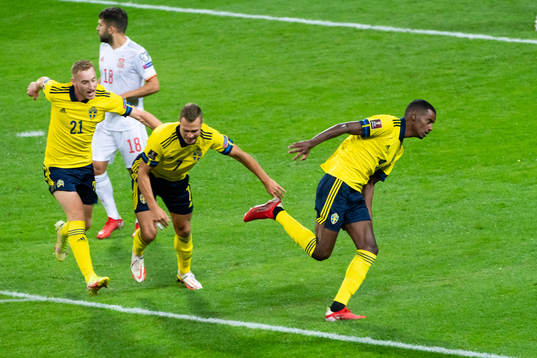 Alexander Isak of Sweden celebrates