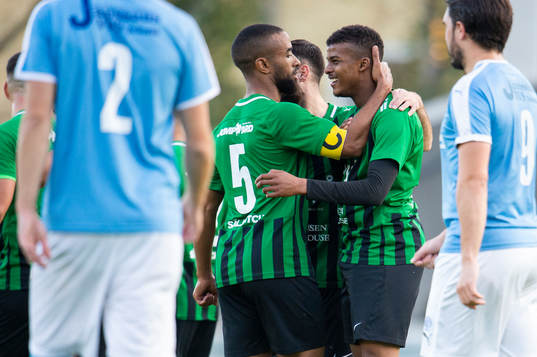 Bläddra bland fler bilder av Fotboll, Div 3 Sydvästra Götaland, Högaborg - Råå