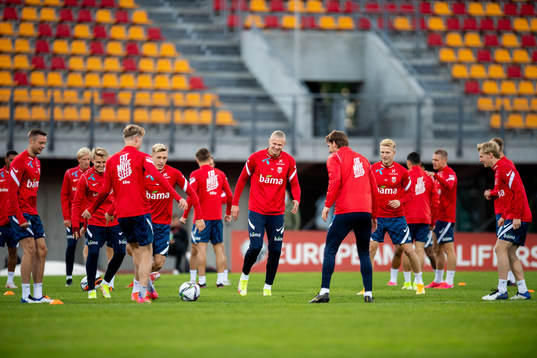 Erling Braut Haaland and other players of the Norwegian