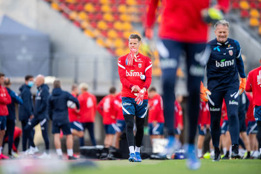 Goalkeeper Ørjan Håskjold Nyland and Frode Grodås,