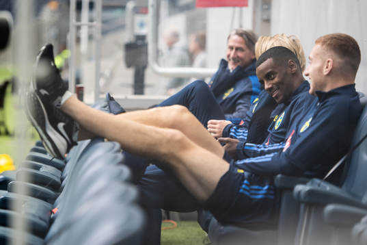 Alexander Isak and Dejan Kulusevski of the Swedish national