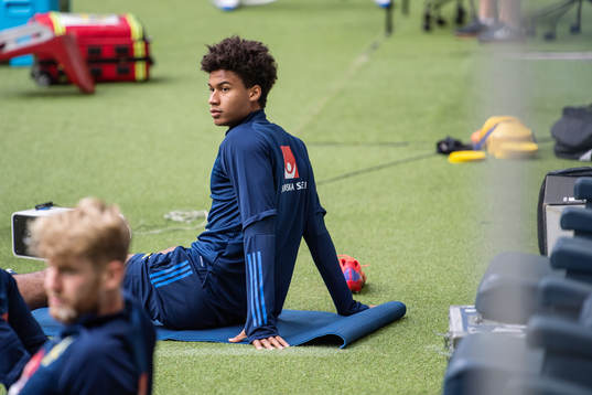 Jens Cajuste of the Swedish national team
