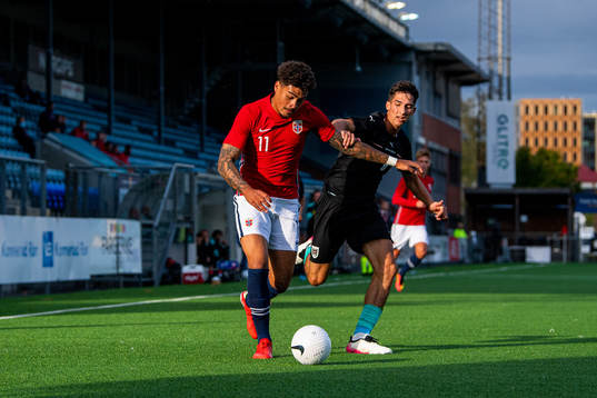 Noah Holm of Norway and Leo Greiml of Austria