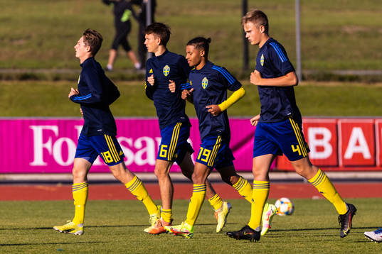 Sveriges Malte Wester, Kazper Karlsson, Momodou Lamin
