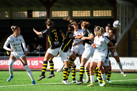 Rosengårds Gudrun Arnardottir gör 2-0
