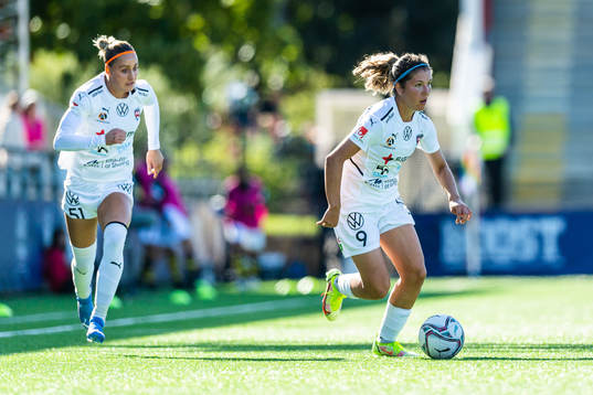 Rosengårds Sanne Troelsgaard och Loreta Kullashi