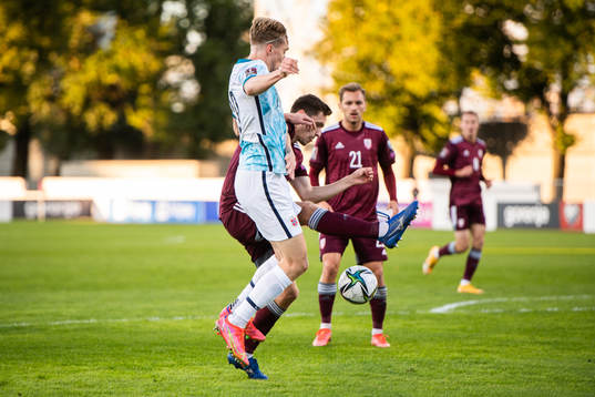 Raivis Jurovskis of Latvia and Kristian Thorstvedt of