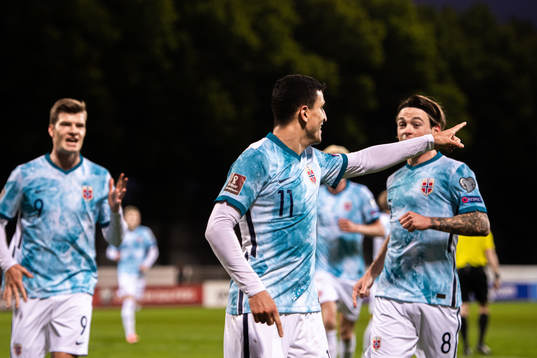 Mohamed Elyounoussi of Norway celebrates