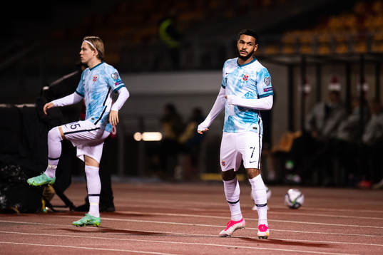 Jens Petter Hauge and Joshua King of Norway