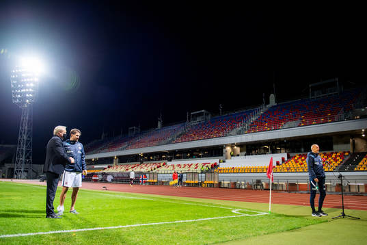 Stefan Strandberg of Norway and Ståle Solbakken, head