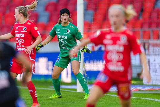 Örebros målvakt Tove Enblom