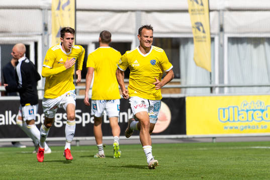 Falkenbergs Anton Wede före fotbollsmatchen i Superettan