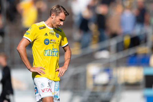 Falkenbergs Tobias Karlsson deppar