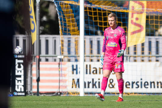 Falkenbergs målvakt Tim Erlandsson