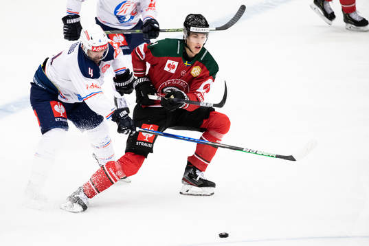 Patrick Geering of Zurich and Simon Edvinsson of Frölunda