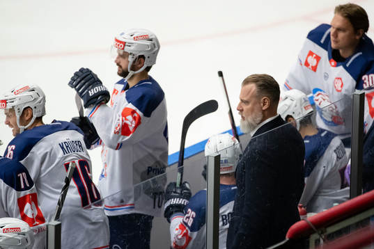 Head coach Rikard Grönborg of Zurich