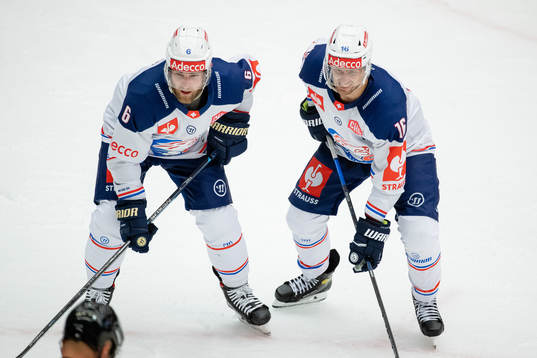 Yannick Weber and Marcus Krüger of Zurich