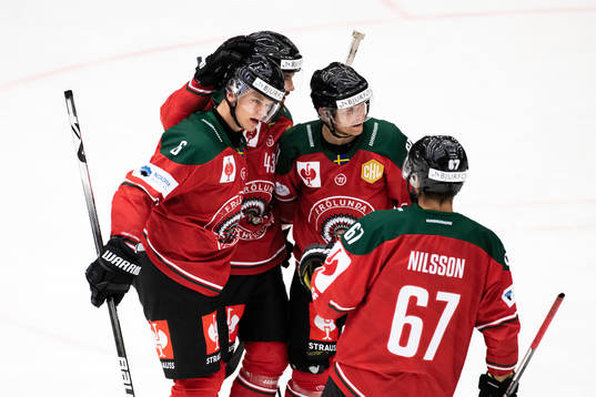 Mattias Norlinder of Frölunda  celebrate the 3-1 goal with
