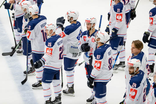 Players of Zurich look dejected