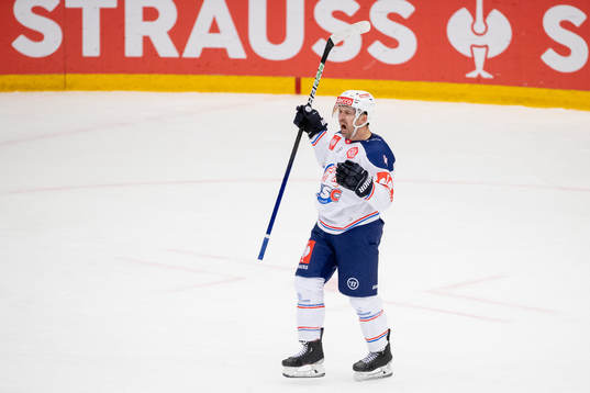 Patrick Geering of Zurich celebrates scoring 3-3