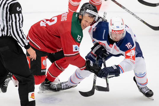 Max Friberg of Frölunda and Marcus Krüger of Zurich