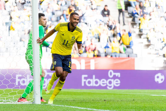 Isaac Kiese-Thelin of Sweden celebrates