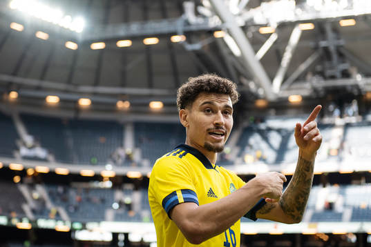 Jordan Larsson of Sweden