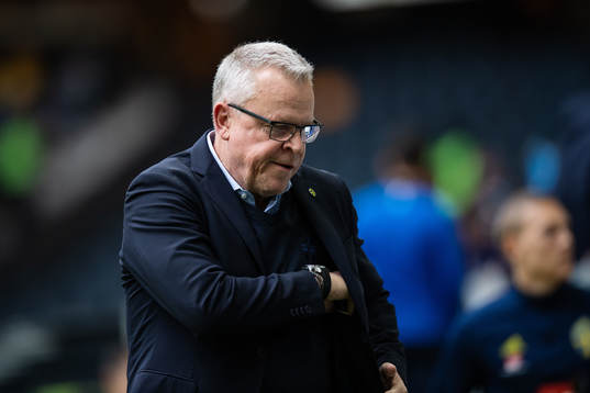head coach Janne Andersson of Sweden
