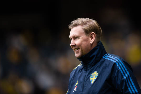 assistant coach Peter Wettergren