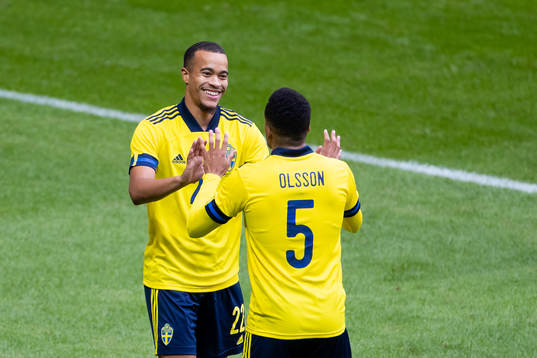 Robin Quaison of Sweden celebrates