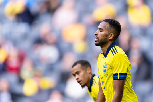 Isaac Kiese-Thelin of Sweden looks dejected