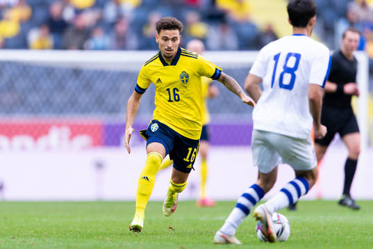 Jordan Larsson of Sweden