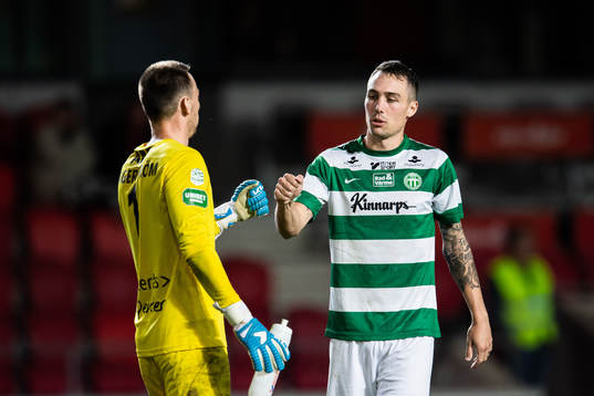 Västerås målvakt Anton Fagerström och Filip Tronét