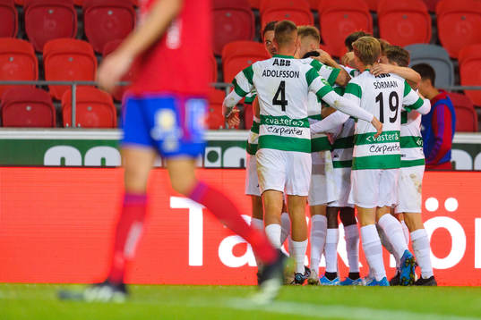 Västerås spelare jublar