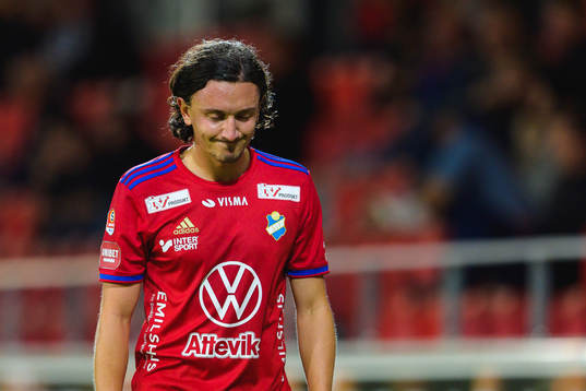 Östers Mattias Pavic deppar
