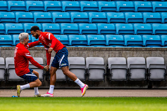 Mathias Normann and Joshua King of the Norwegian national