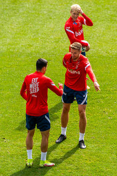 Mohamed Elyounoussi and Kristoffer Ajer of the Norwegian