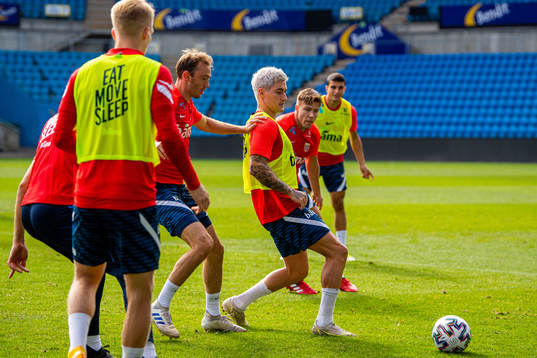 Fredrik Aursnes and Mathias Normann of the Norwegian