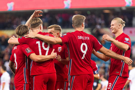 Kristian Thorstvedt, Alexander Sørloth and Erling Braut