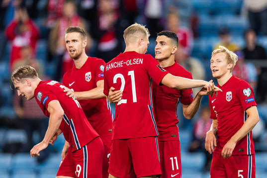 Andreas Hanche-Olsen, Mohamed Elyounoussi and Birger Meling