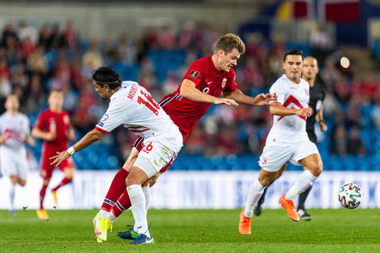 Aymen Mouelhi of Gibraltar and Alexander Sørloth of Norway